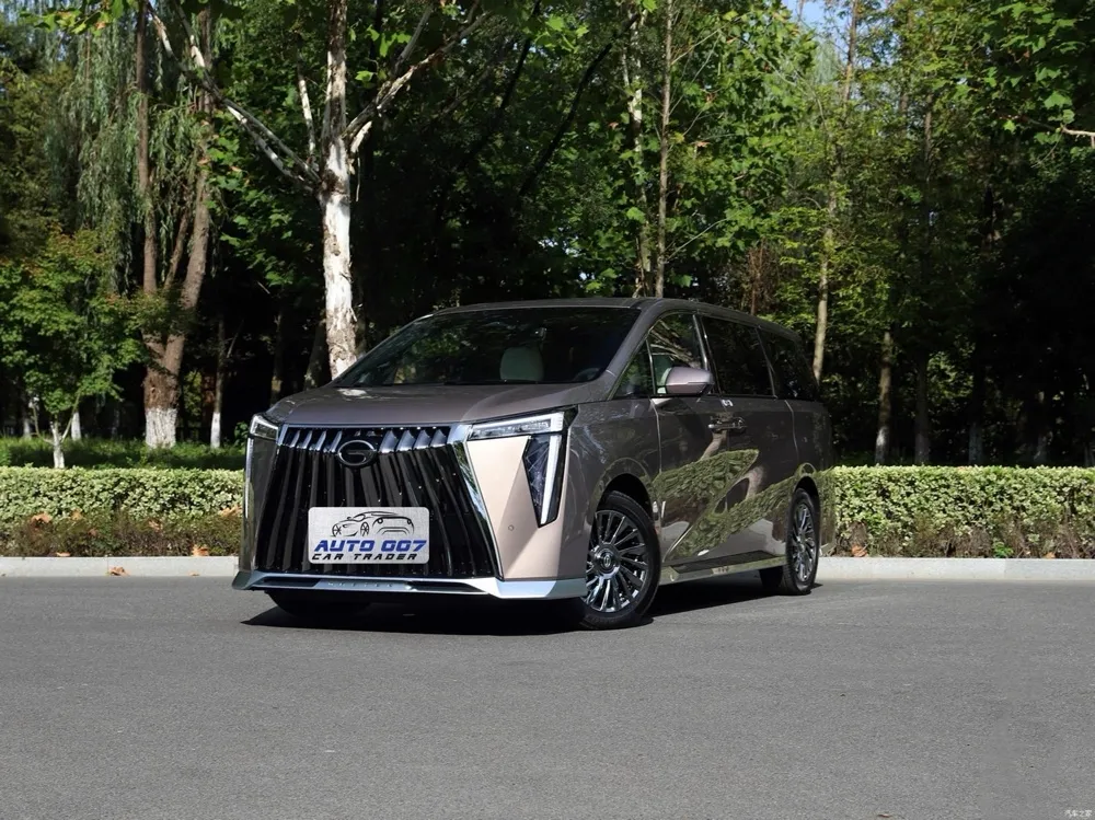 Xe hybrid Trumpchi M8